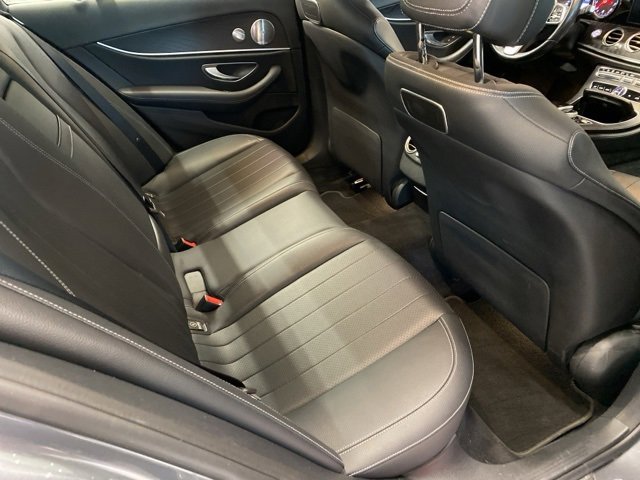 Used 2019 Mercedes-Benz E 300 4MATIC image 35