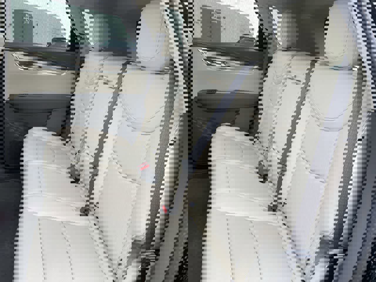 Certified 2022 Cadillac XT5 Premium Luxury image 19