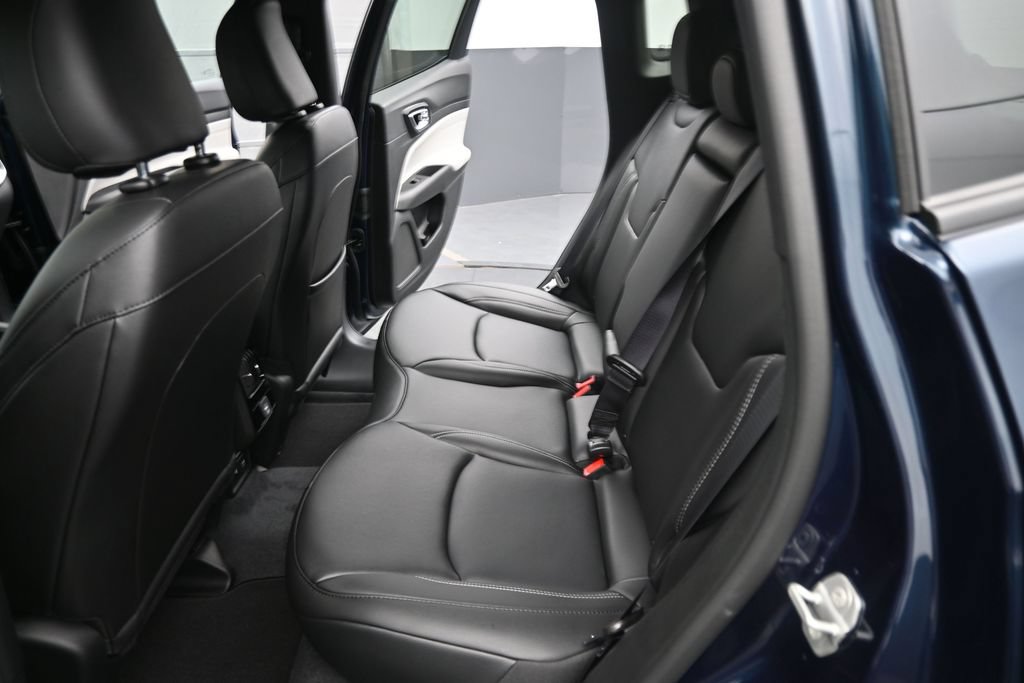 New 2026 Jeep Compass Limited AWD/4WD image 15