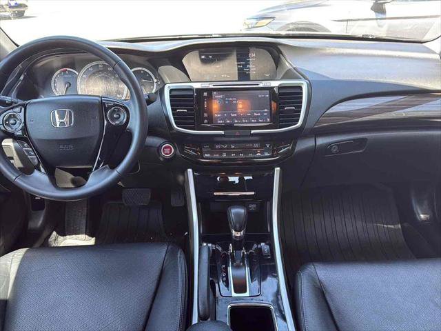 Used 2016 Honda Accord EX-L image 24