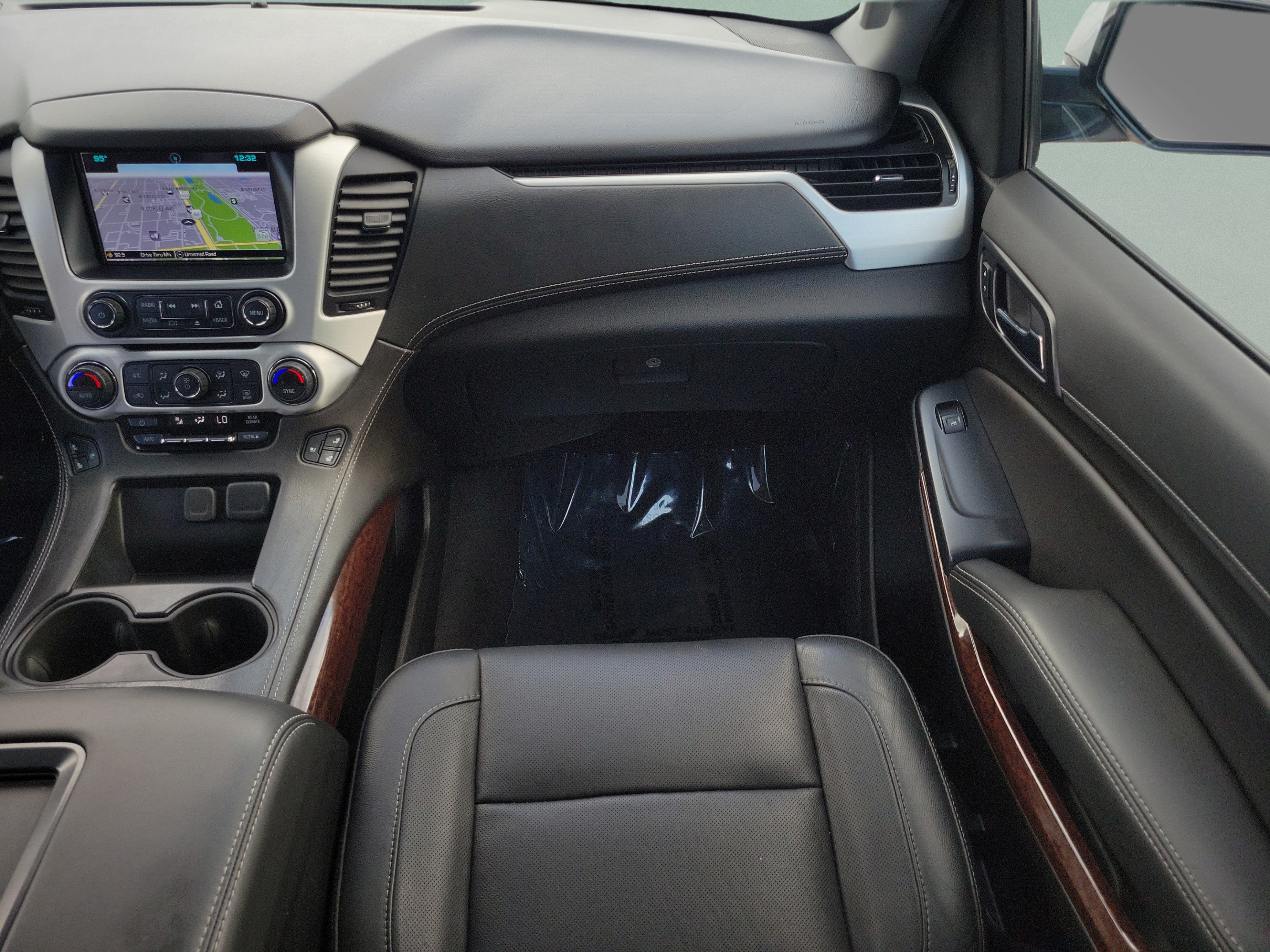 Used 2020 GMC Yukon SLT w/ Open Road Package RWD image 16