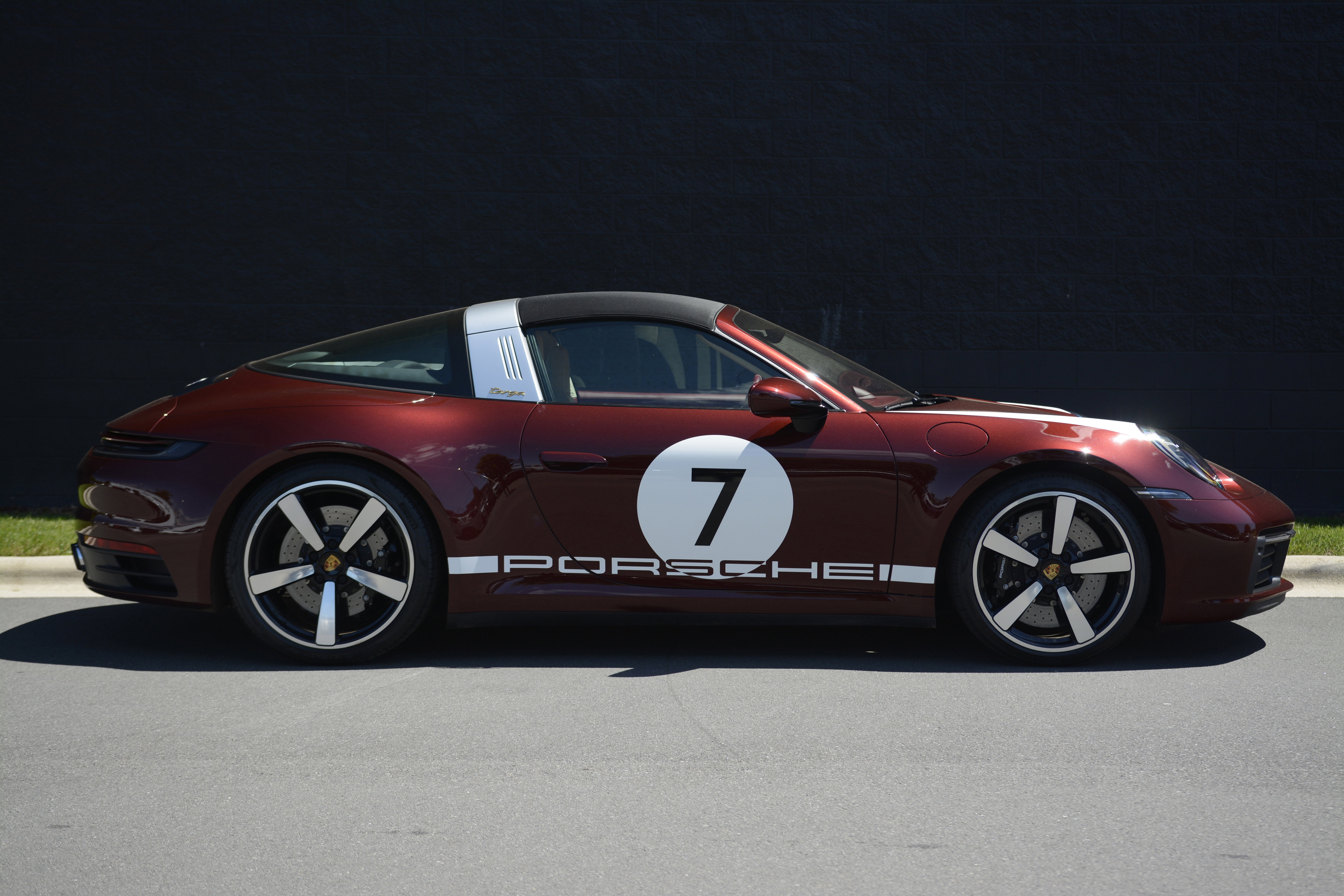Certified 2021 Porsche 911 AWD/4WD image 8