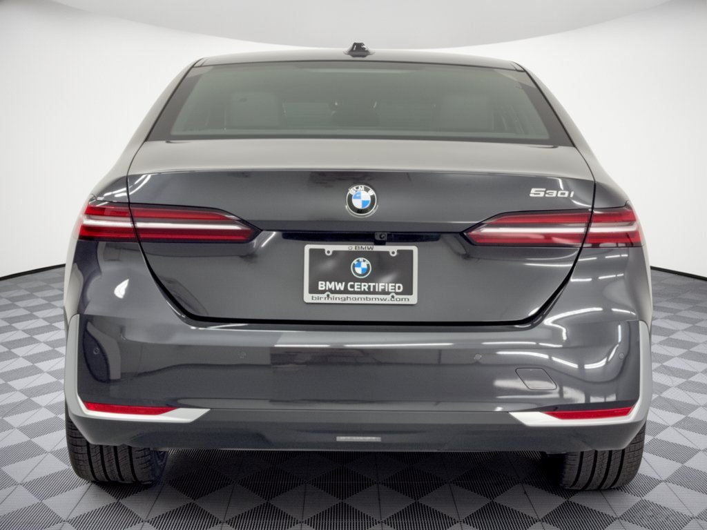Certified 2026 BMW 530i RWD image 11