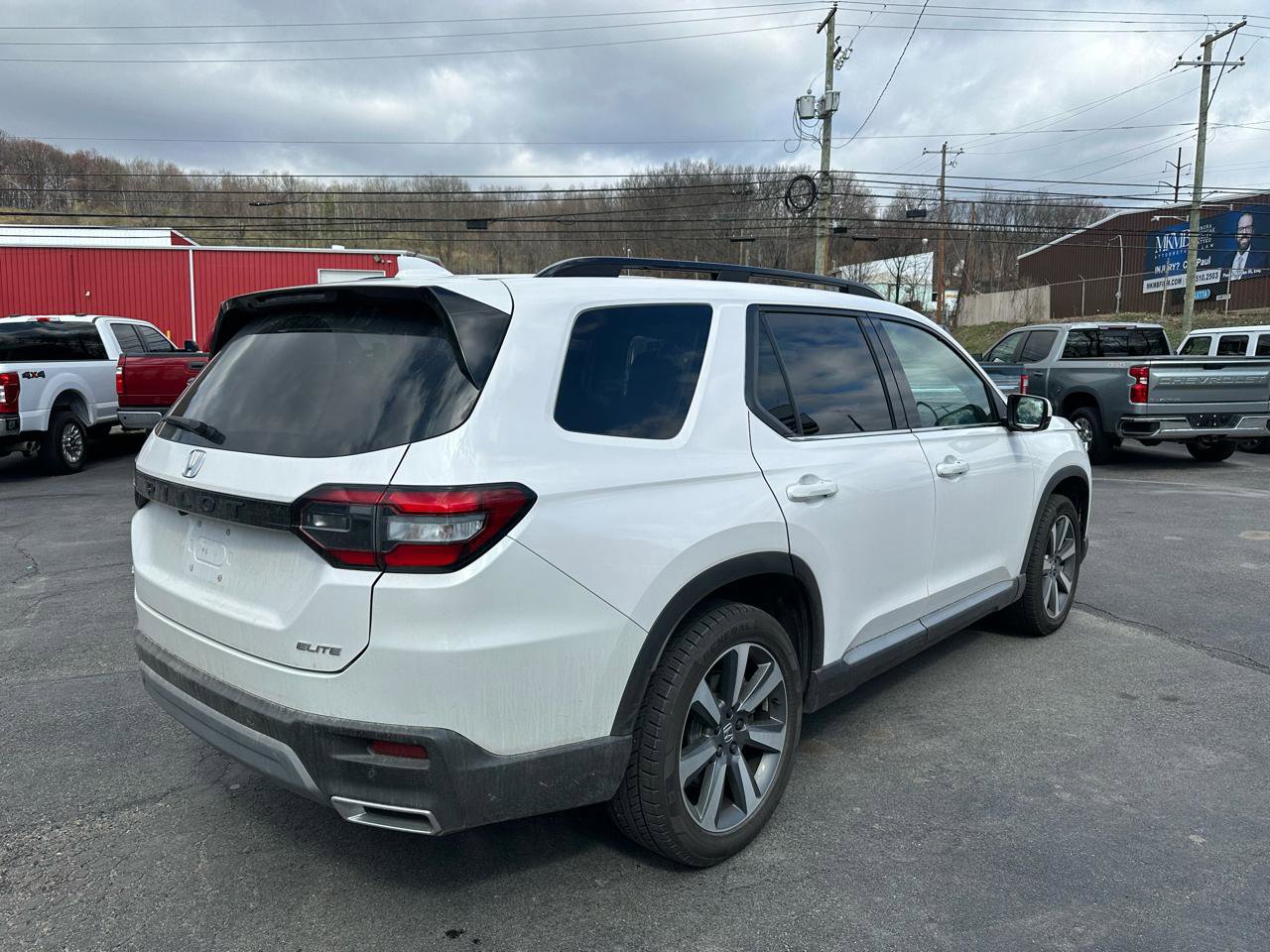 Used 2025 Honda Pilot Elite image 4
