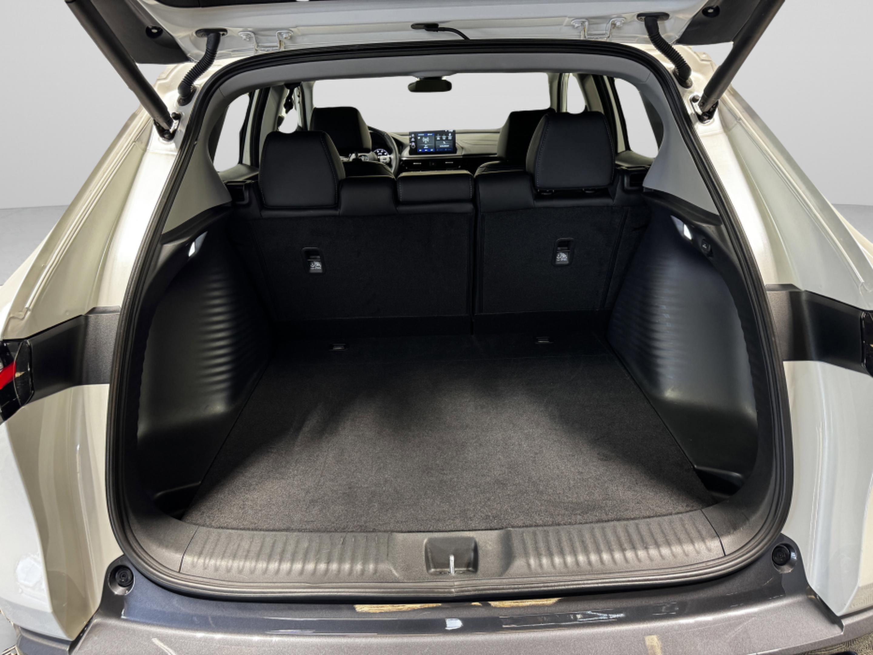 Certified 2025 Acura ADX AWD image 19
