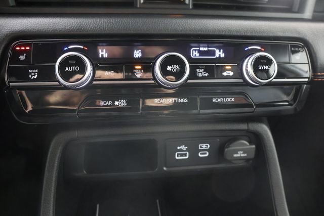 Used 2024 Honda Pilot TrailSport image 15