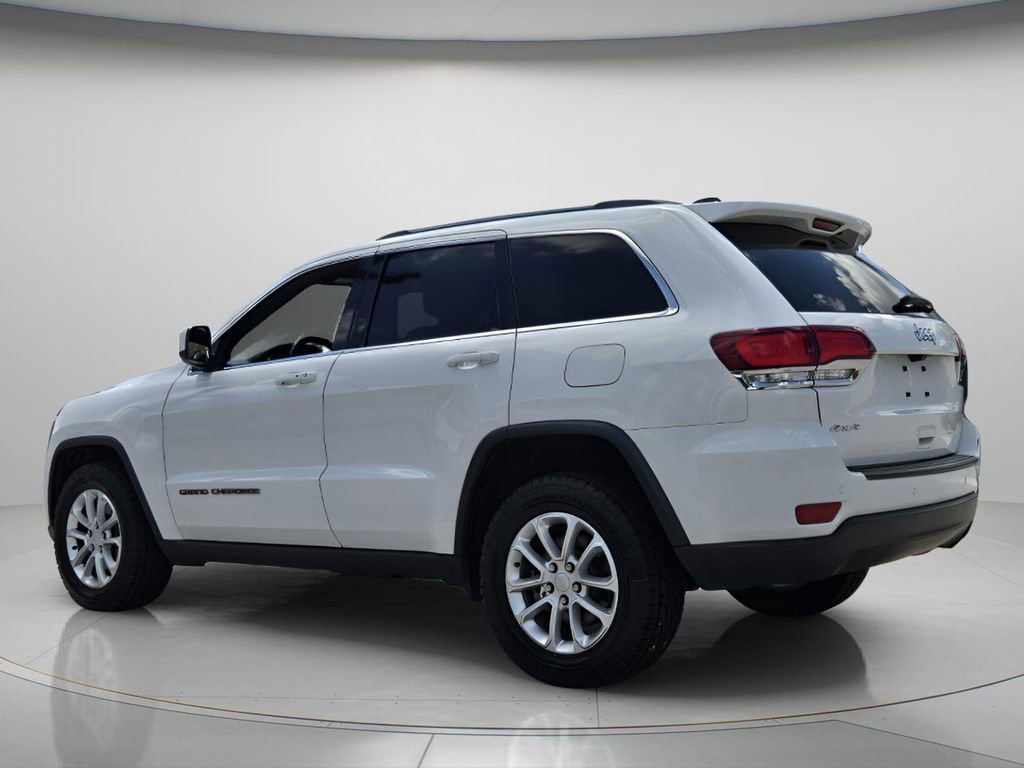 Used 2021 Jeep Grand Cherokee Laredo image 7