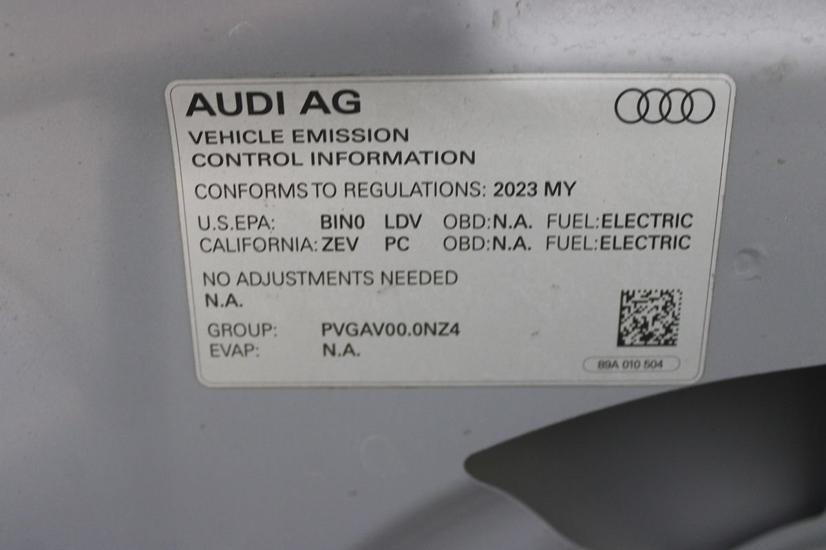 Used 2023 Audi Q4 e-tron Premium w/ Convenience Package RWD image 38