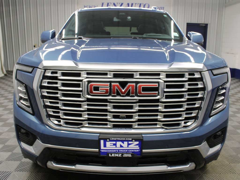 Used 2026 GMC Yukon Denali w/ Sun & Power Step Package AWD/4WD image 56