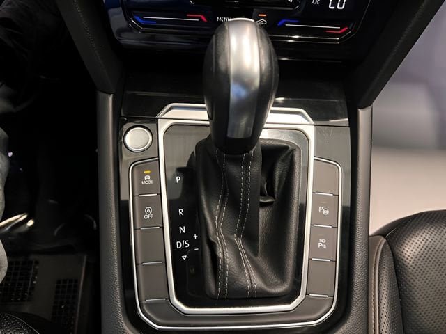 Used 2021 Volkswagen Arteon SEL Premium image 35