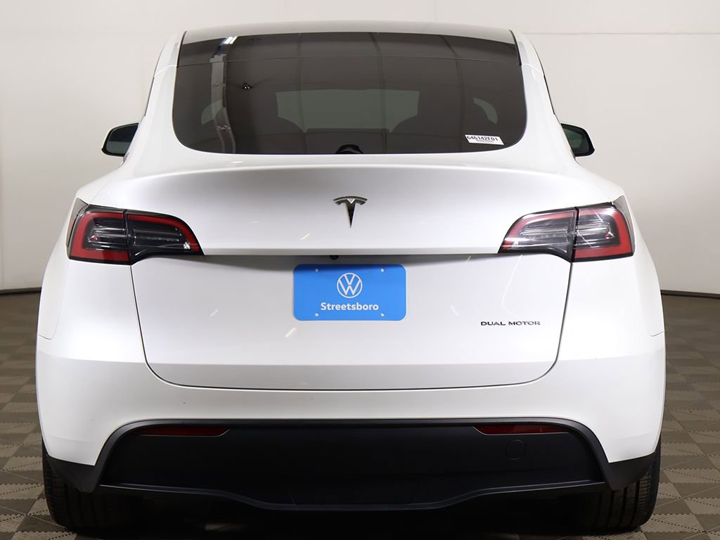 Used 2023 Tesla Model Y Long Range image 13