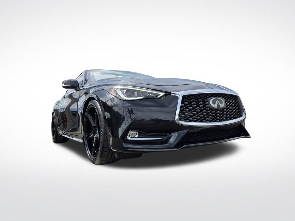Used 2018 INFINITI Q60 Red Sport 400 w/ Sensory Package 3.0T Sport RWD image 47