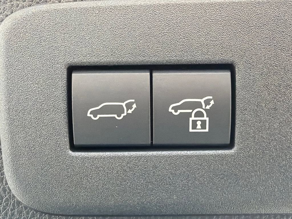 Used 2026 Toyota Land Cruiser AWD/4WD image 19