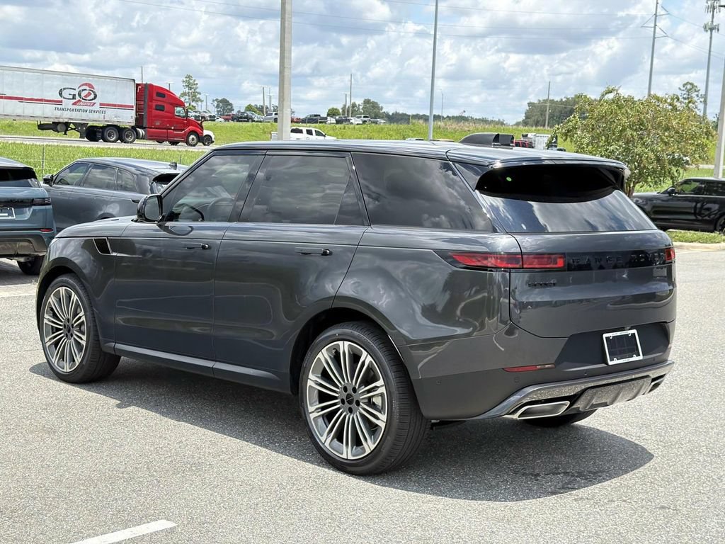 New 2026 Land Rover Range Rover Sport SE AWD/4WD image 3