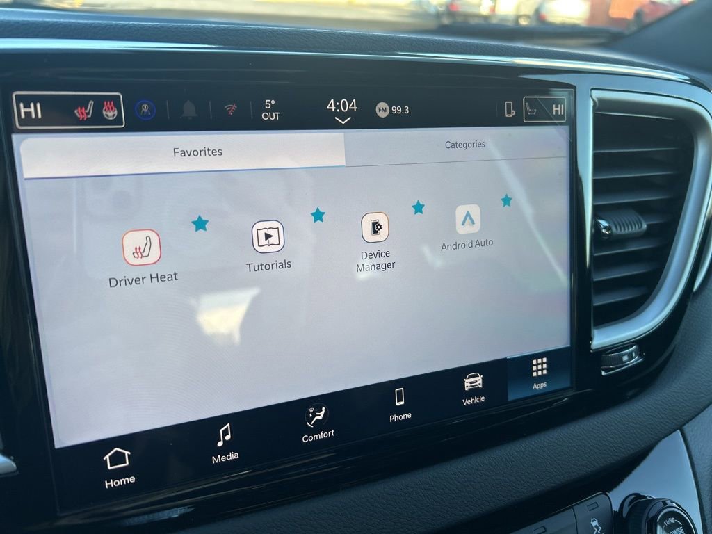 New 2026 Chrysler Voyager LX FWD image 33