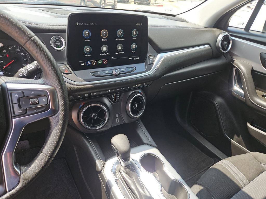 Used 2025 Chevrolet Blazer LT FWD image 20
