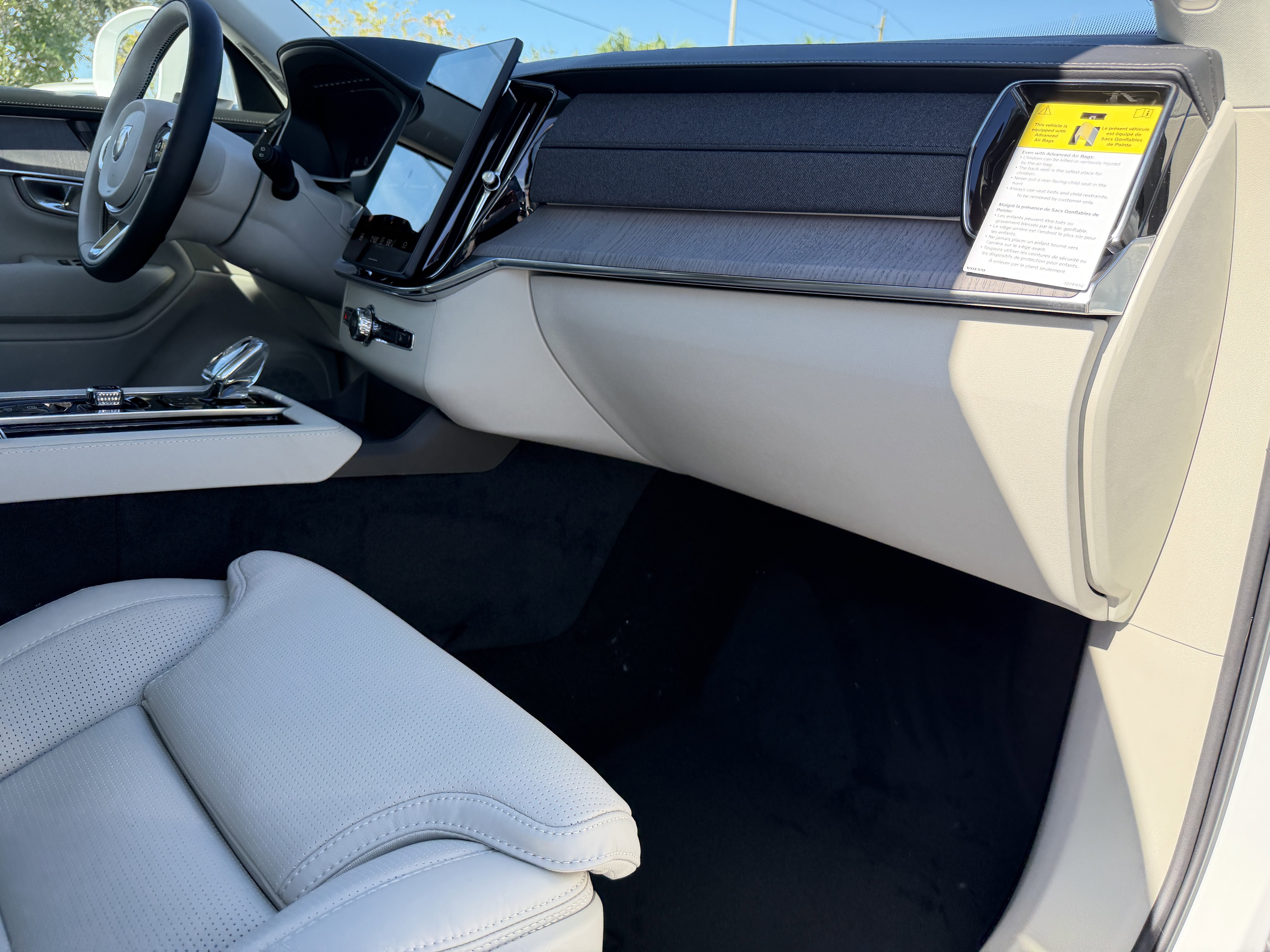 New 2026 Volvo XC90 B5 Ultra image 11