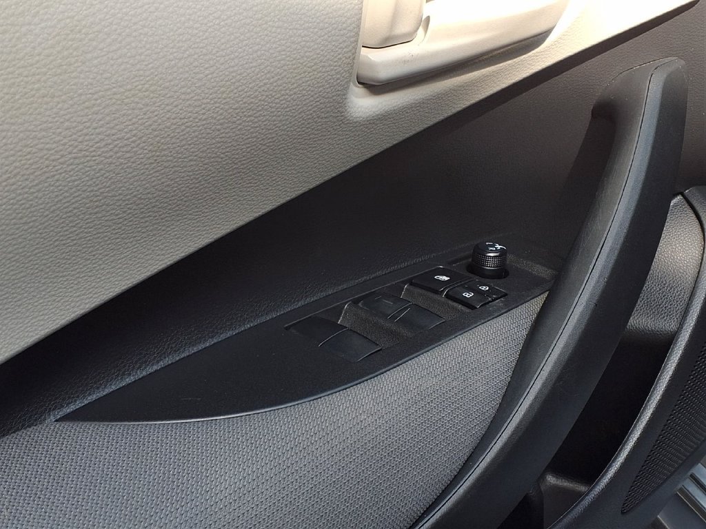 Certified 2023 Toyota Corolla LE w/ Carpet Mat Package (TMS) FWD image 20