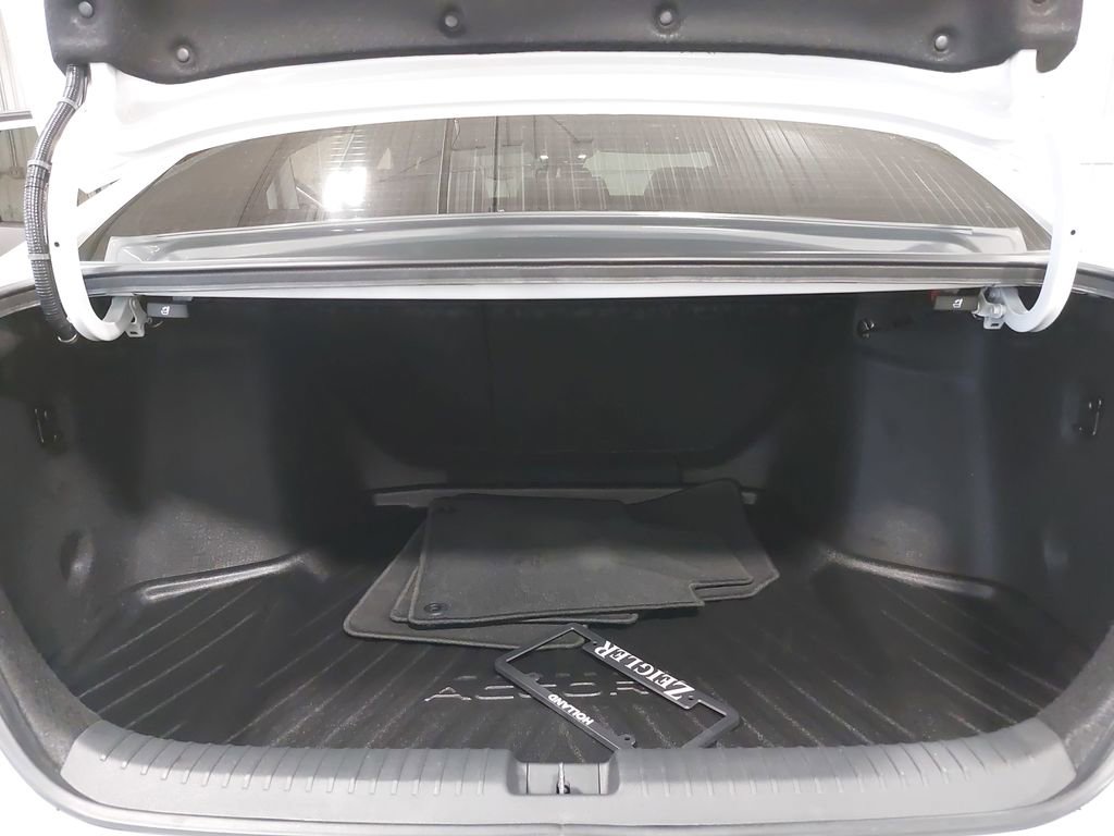 Used 2024 Honda Accord EX image 12