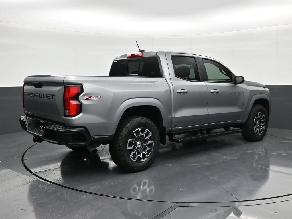 Used 2025 Chevrolet Colorado Z71 AWD/4WD image 5