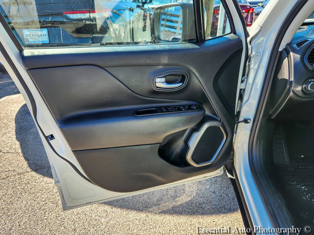 Certified 2023 Jeep Renegade Latitude AWD/4WD image 20