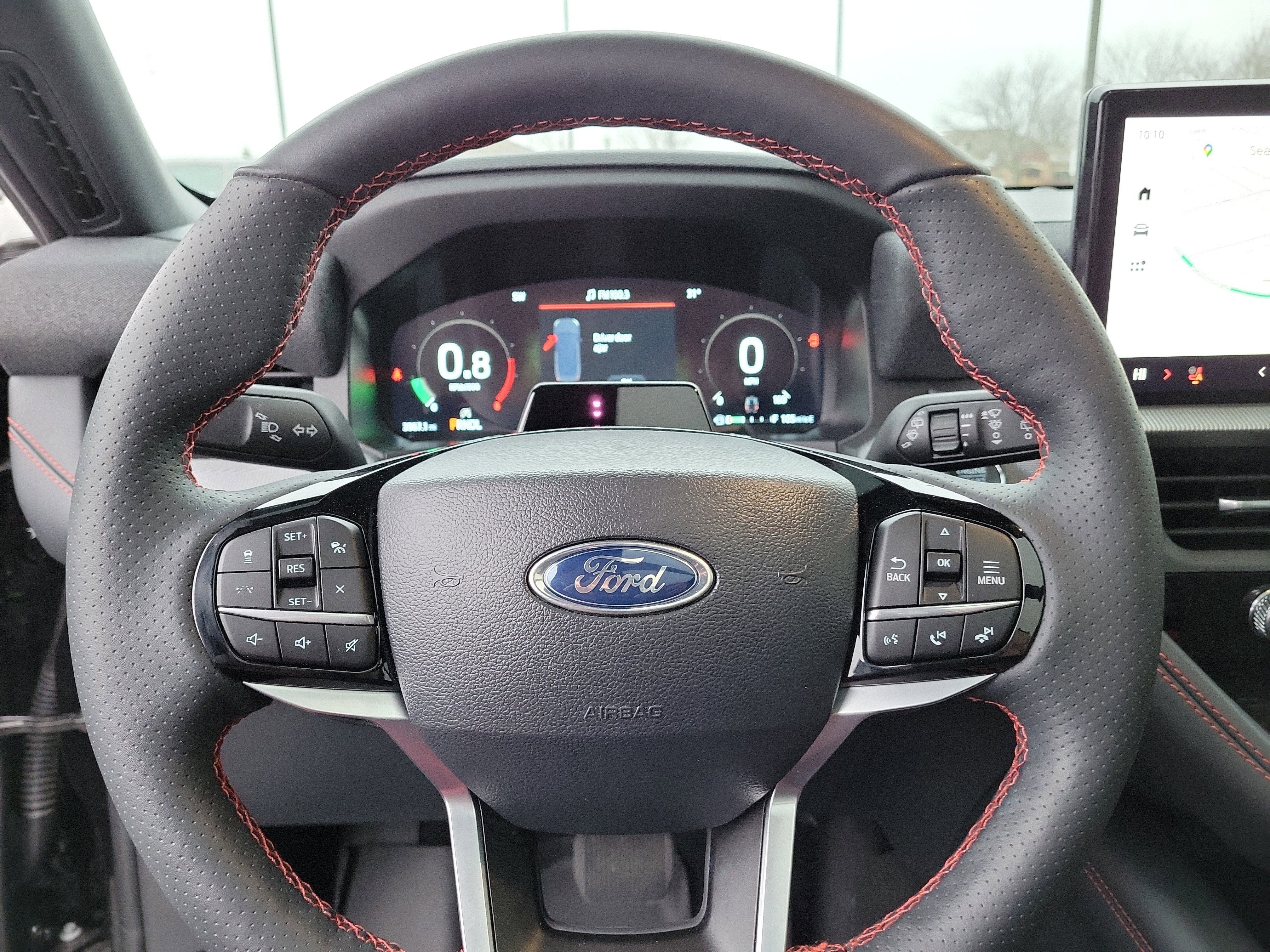 Certified 2025 Ford Explorer ST-Line w/ Premium Package image 25