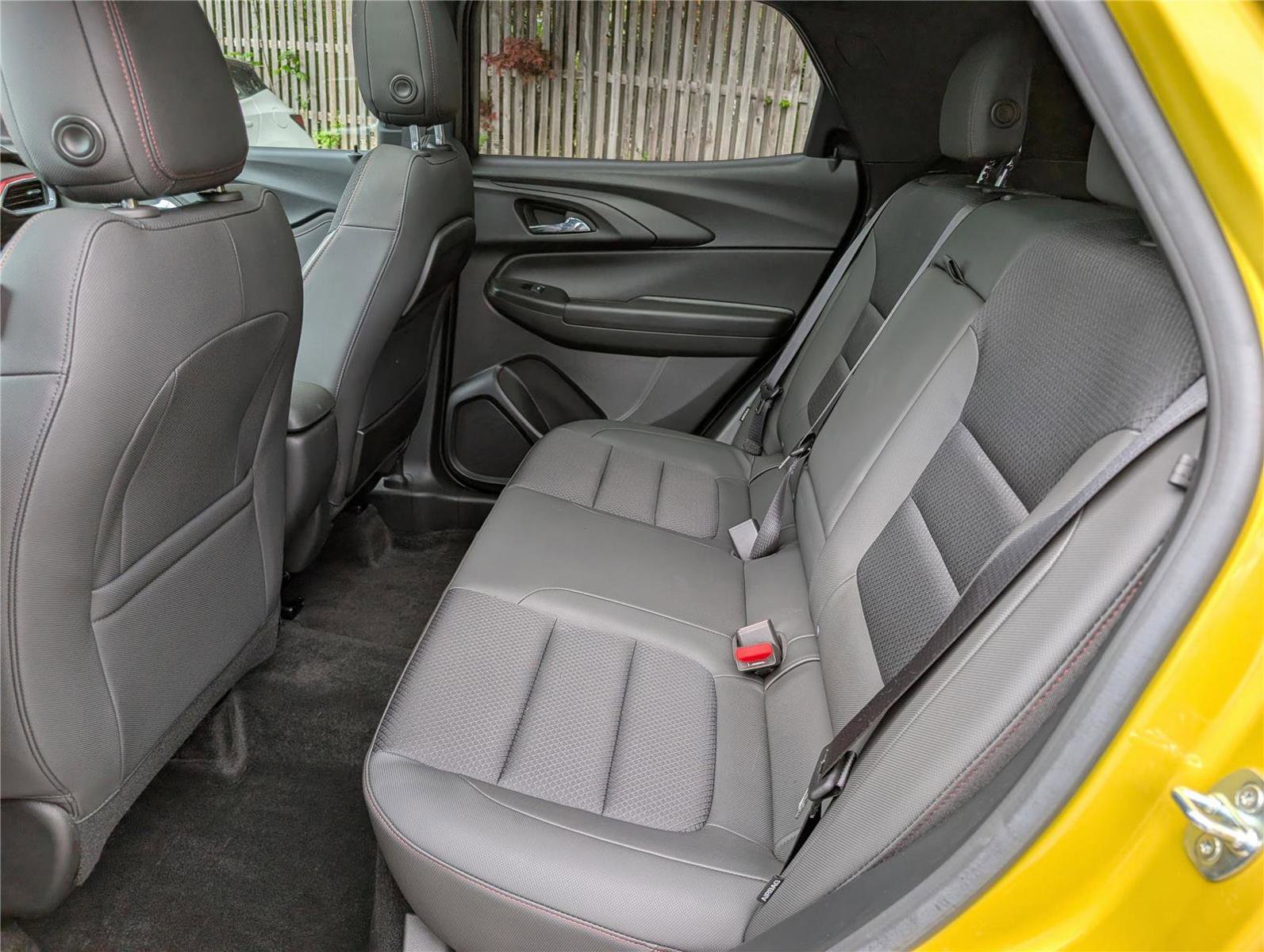 Used 2023 Chevrolet TrailBlazer RS w/ Sun and Liftgate Package AWD/4WD image 16