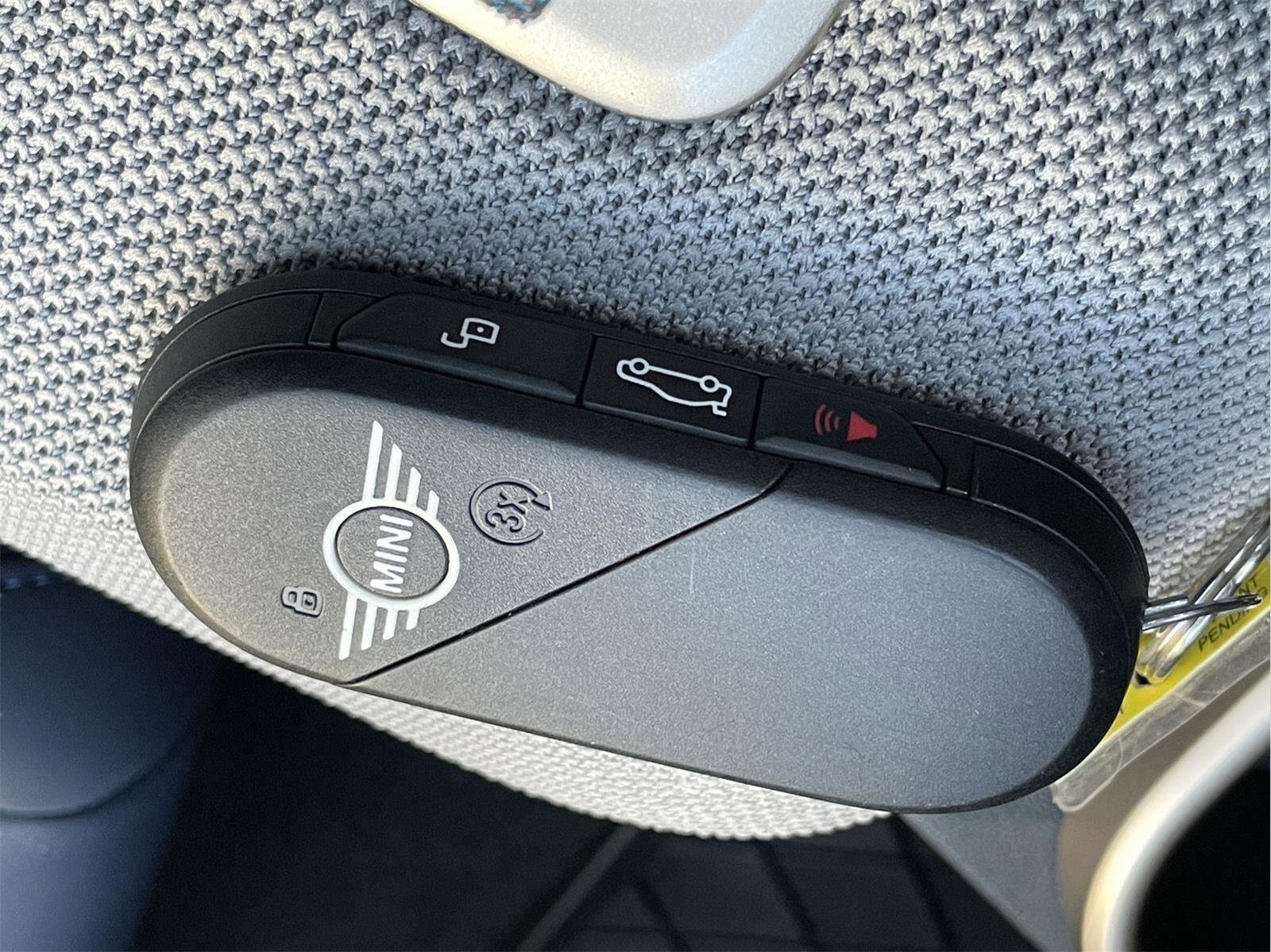 Used 2025 MINI Cooper S image 30