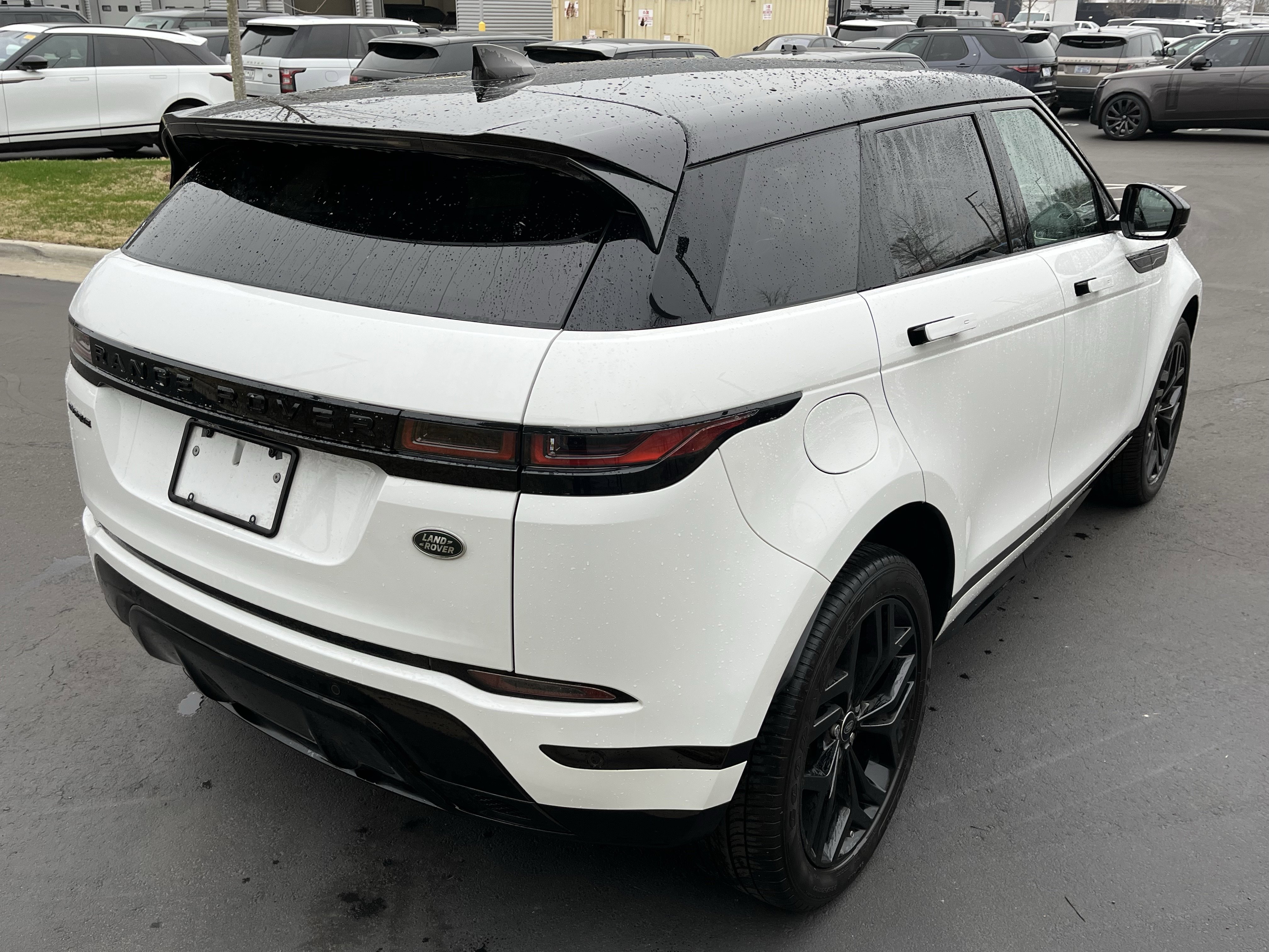 Certified 2023 Land Rover Range Rover Evoque R-Dynamic SE image 7