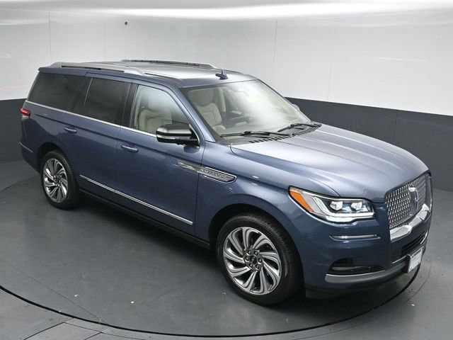 Used 2023 Lincoln Navigator Reserve image 46