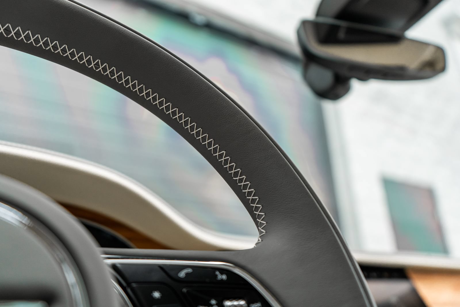 Certified 2026 Bentley Flying Spur Plug-In Hybrid AWD/4WD image 31