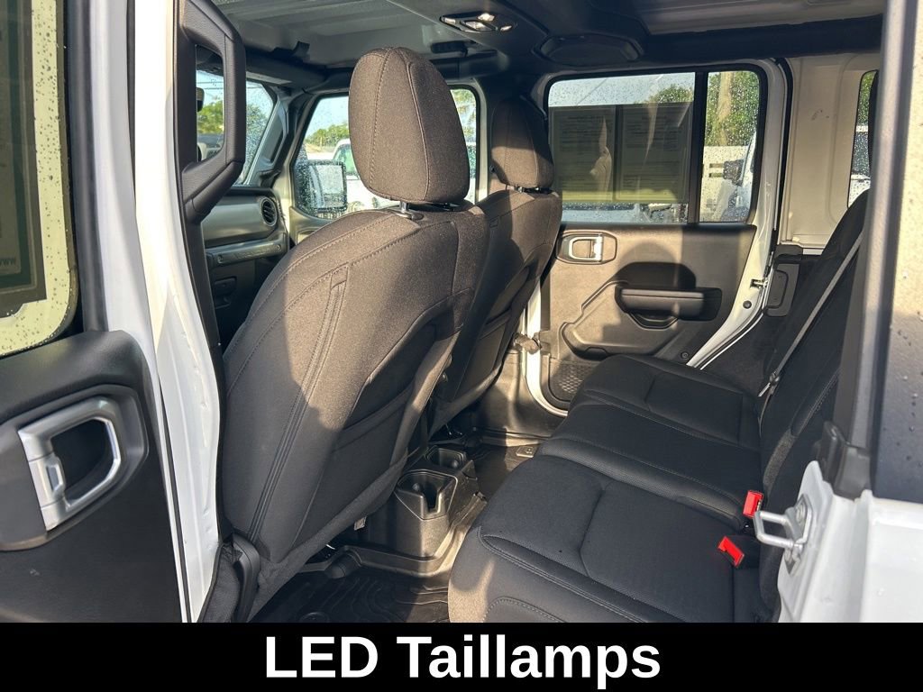 Used 2021 Jeep Wrangler Unlimited Sport AWD/4WD image 32