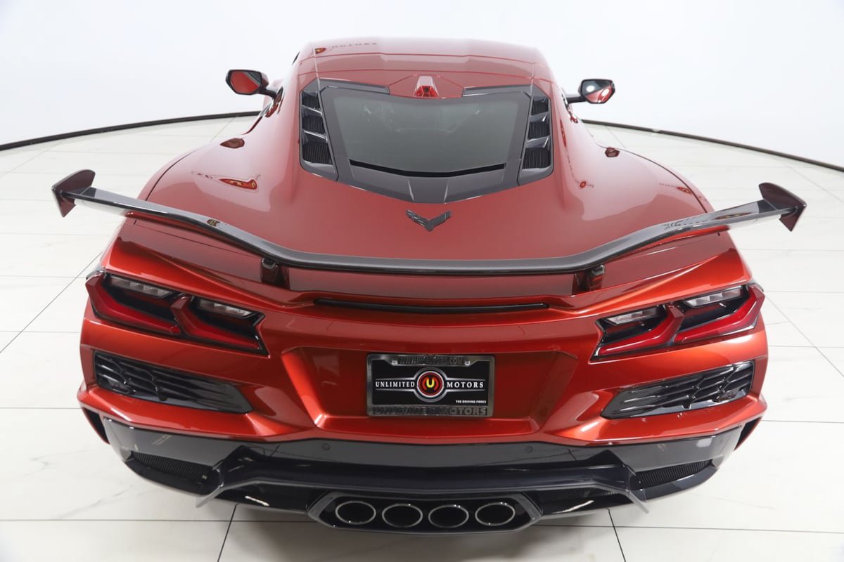 Used 2025 Chevrolet Corvette Z06 w/ Z07 Performance Package RWD image 90