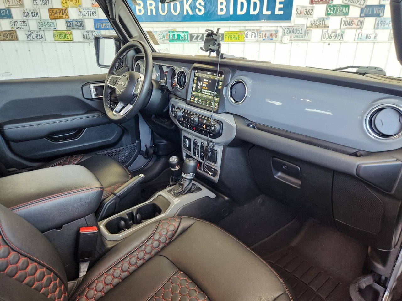 Used 2022 Jeep Wrangler Unlimited Sahara w/ Cold Weather Group image 2
