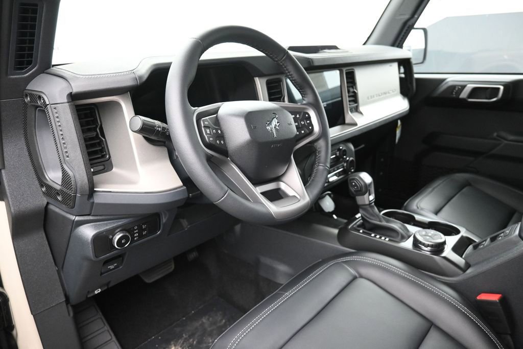 New 2026 Ford Bronco Outer Banks AWD/4WD image 17