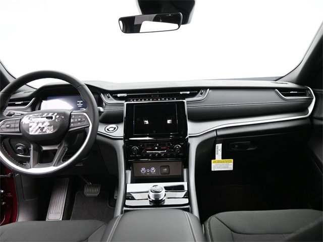 New 2025 Jeep Grand Cherokee Laredo X w/ Luxury Tech Group I image 23