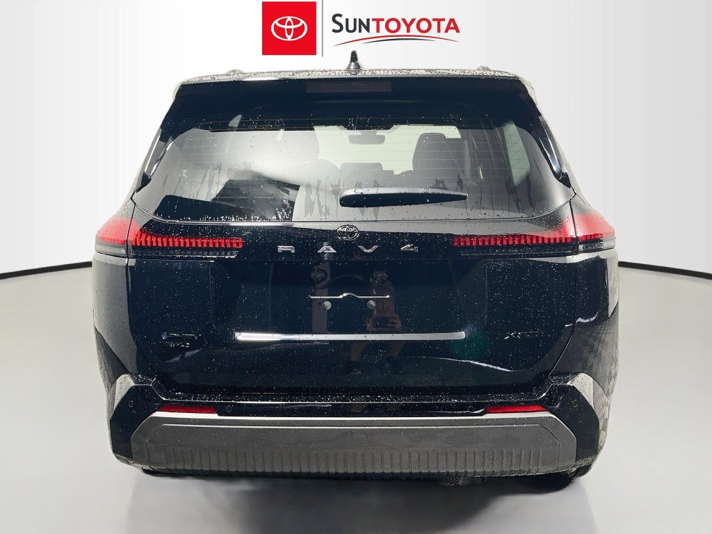 New 2026 Toyota RAV4 XSE w/ Weather Package AWD/4WD image 4
