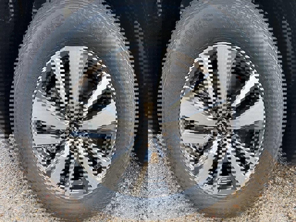 New 2025 Nissan Pathfinder SL image 10