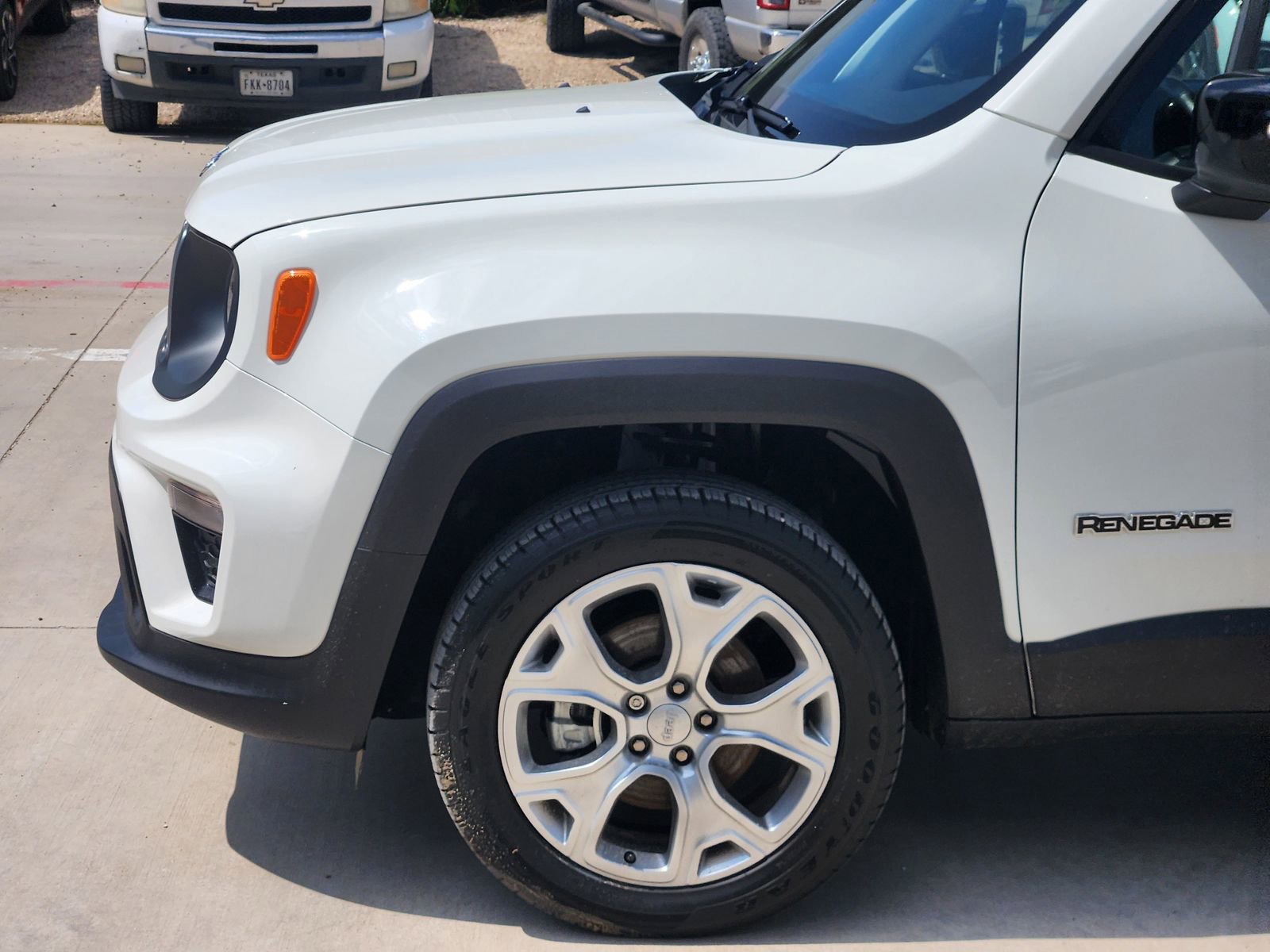 Used 2023 Jeep Renegade Limited AWD/4WD image 10