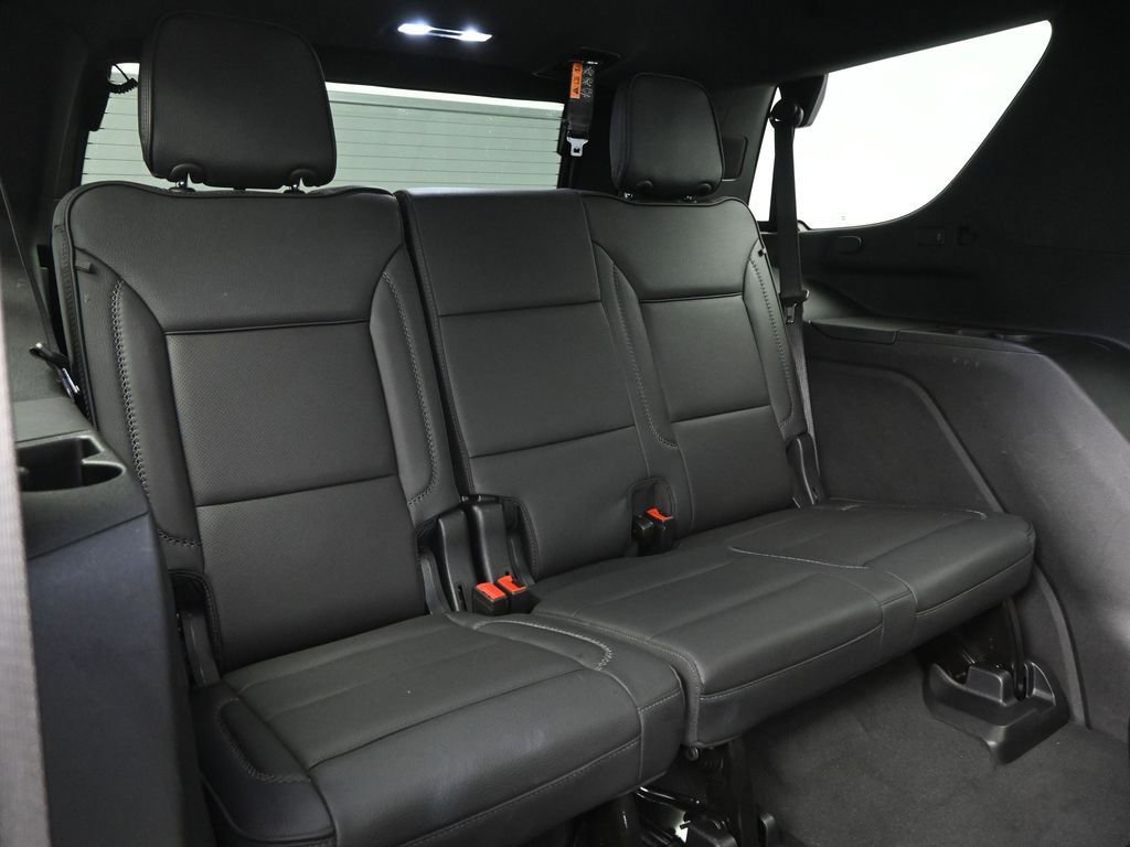 Used 2025 GMC Yukon Denali image 23