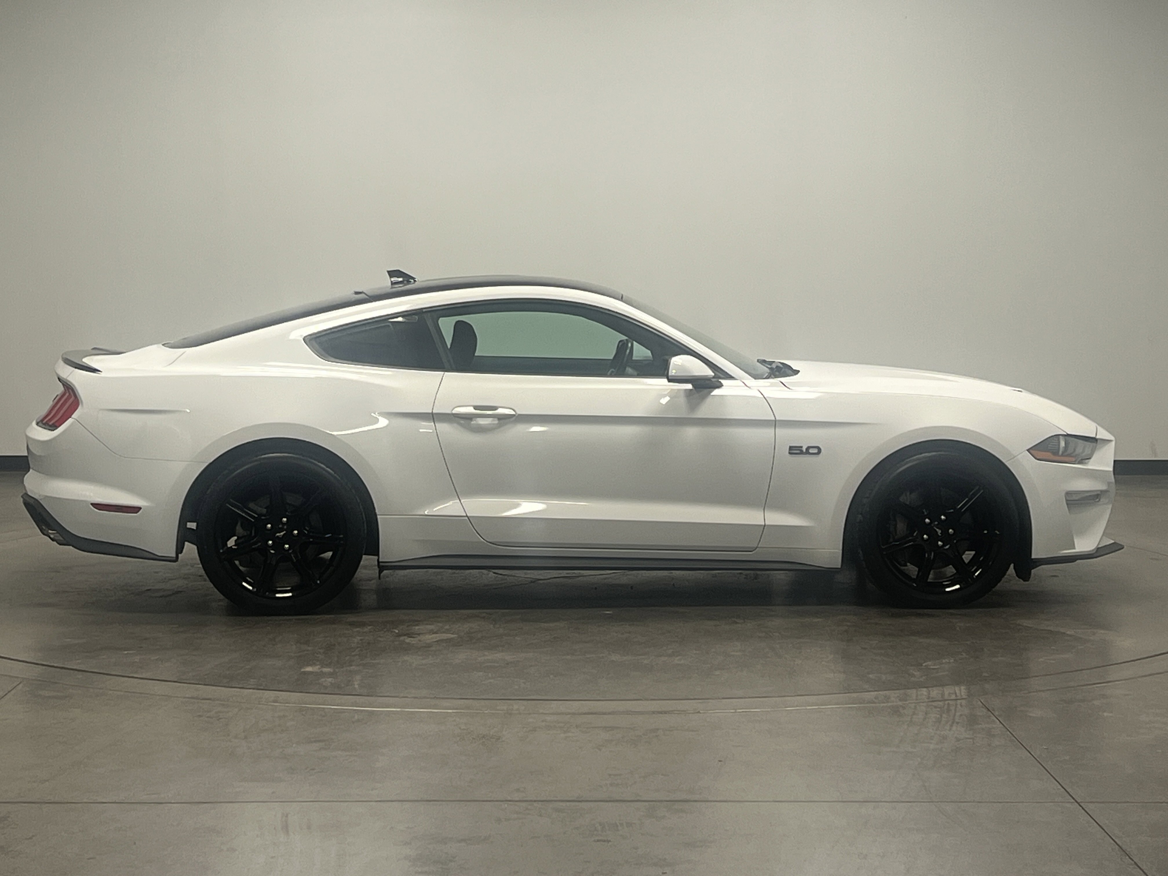 Used 2020 Ford Mustang GT w/ Equipment Group 301A image 9