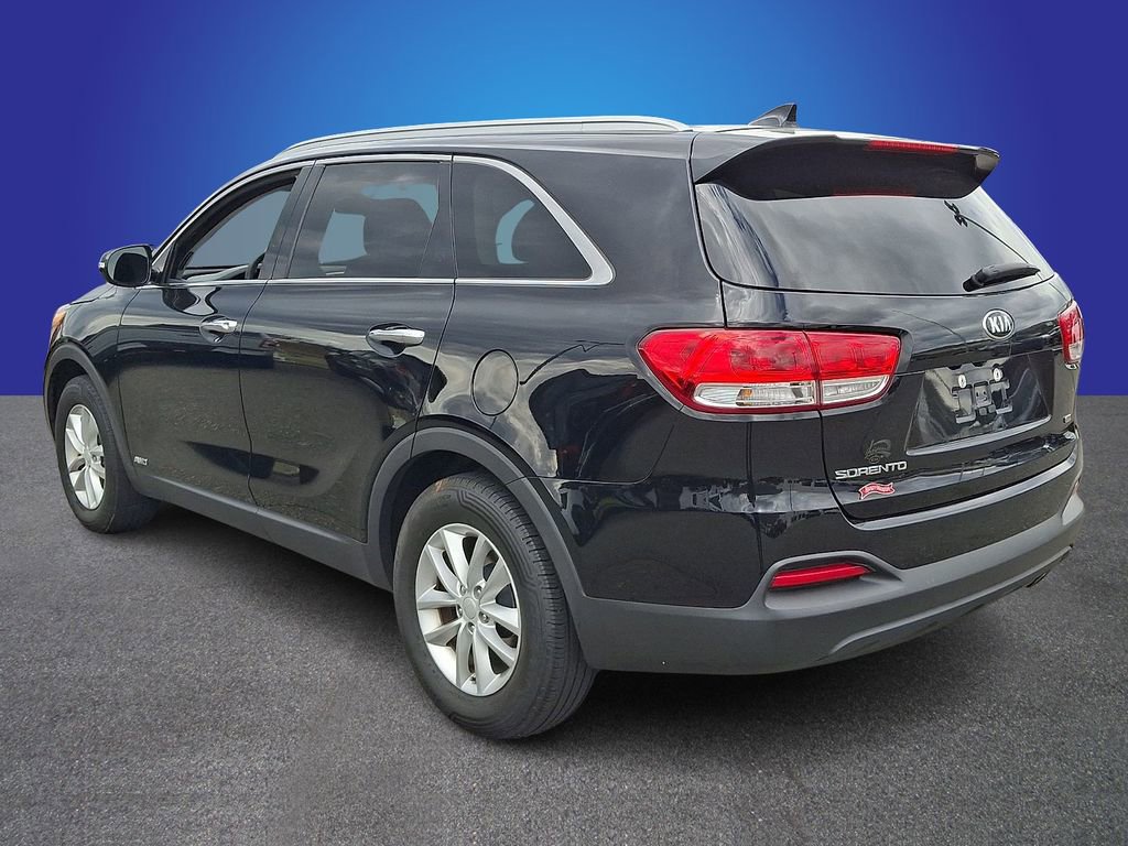 Used 2018 Kia Sorento LX image 6