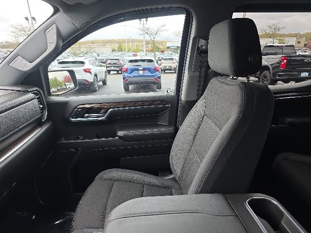 Used 2024 Chevrolet Silverado 1500 LT AWD/4WD image 24