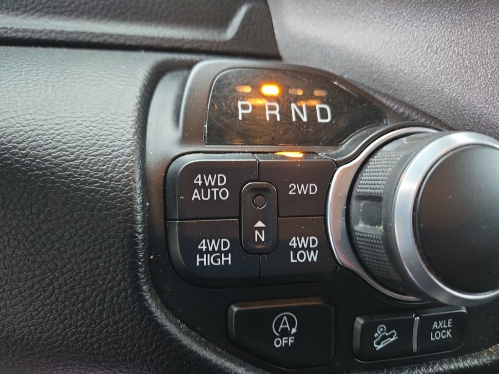 Used 2022 RAM 1500 Big Horn w/ Built-to-serve Edition image 16