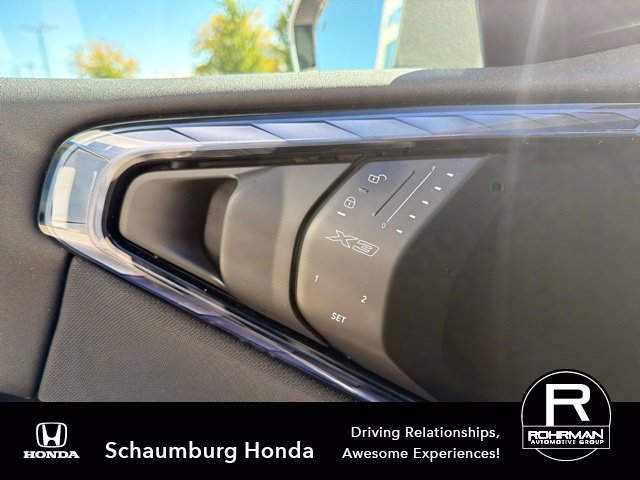 Used 2025 BMW X3 xDrive30i AWD/4WD image 11