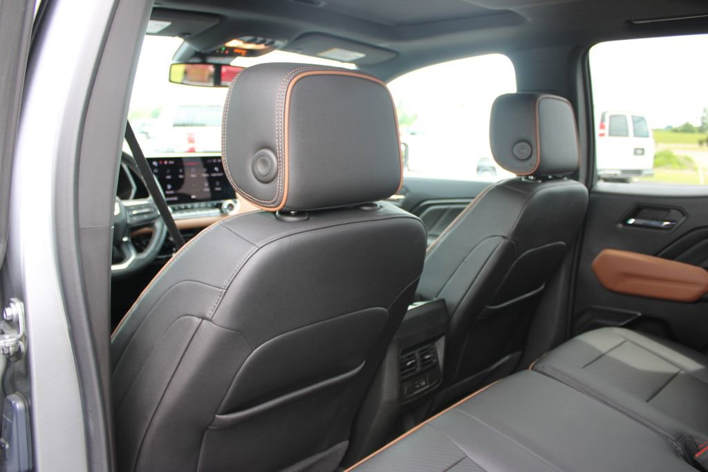Used 2023 GMC Canyon AT4 w/ AT4 Premium Package AWD/4WD image 28
