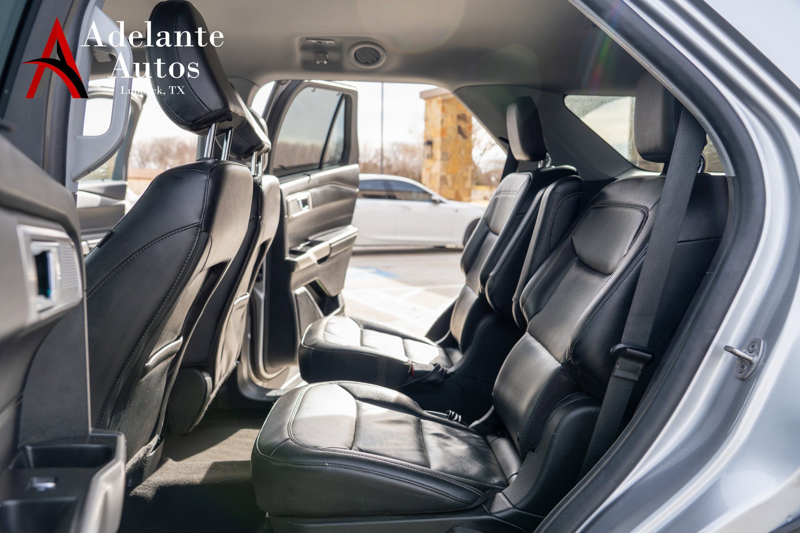 Used 2021 Ford Explorer Limited w/ Equipment Group 301A image 6