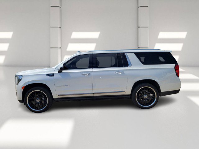 Used 2024 GMC Yukon XL Denali Ultimate image 4