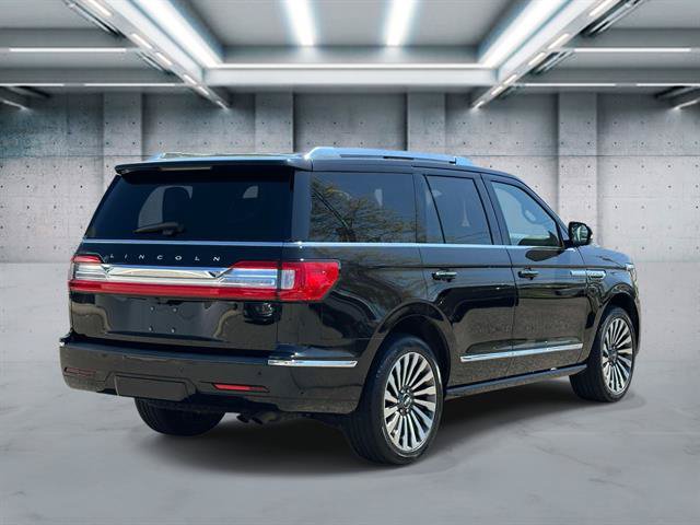 Used 2021 Lincoln Navigator Reserve AWD/4WD image 5