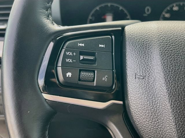 Certified 2025 Honda Odyssey Touring image 17